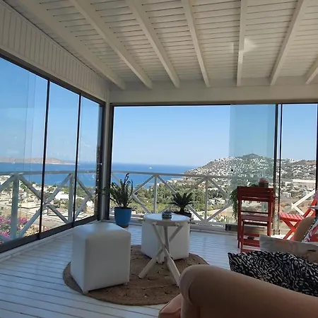 Beautiful Villa In Bodrum Guemuesluek For Families And Couples فيلة بودروم