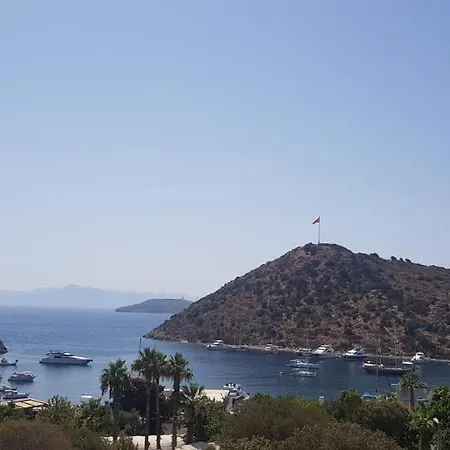 Beautiful Villa In Bodrum Guemuesluek For Families And Couples فيلة